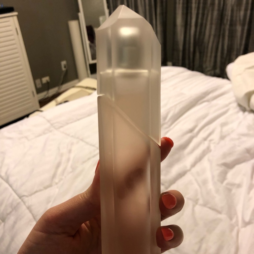 KKW Crystal Gardenia Oud - Large NEW!